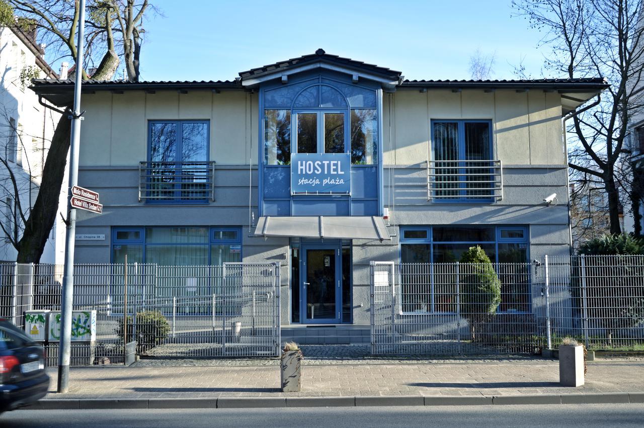 Stacja Plaza Hostel *